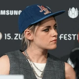 @GIFSIIGAR _ kristen stewart