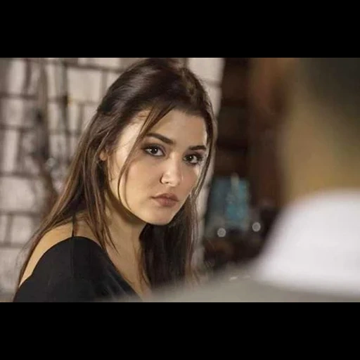 siyah inci, hande erchel, hande erchel actress, the series is black pearl, hande erchel black pearl