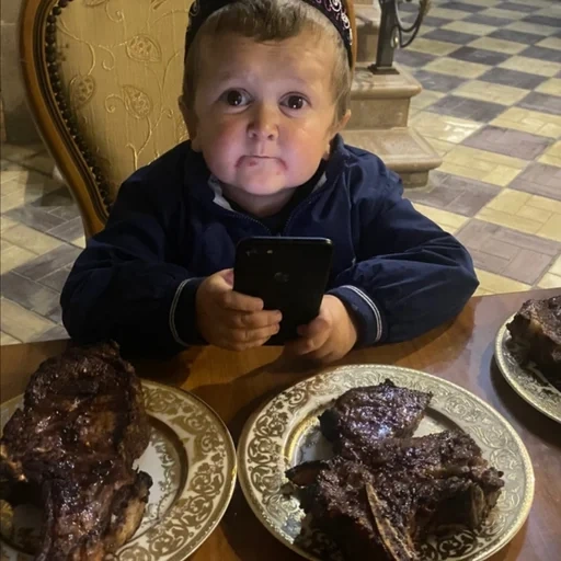 petit déjeuner, garçons, people, horrible enfant de deux ans, tigranovic ruben irikian