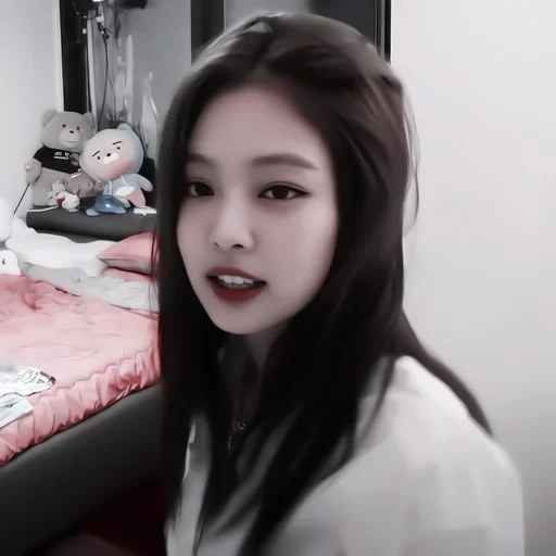 jennie, kim jenny, black pink, jennie black pink, kim jisa blackpink house