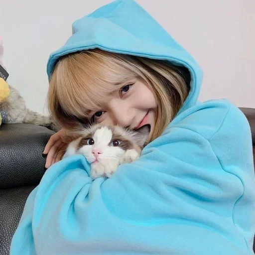 rose noir, lisa blackpink, blackpink lisa leo, blackpink lisa cats, lisa blackpink esthétique