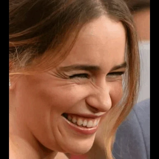 gadis, emilia clarke, irina shayk 2022, ekspresi wajah emilia clarke, aktris selebriti