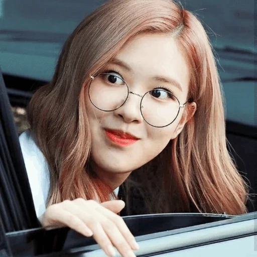 black powder, blackpink ros é, rose blackpink, blackpink rose glasses, rose blackpink smile