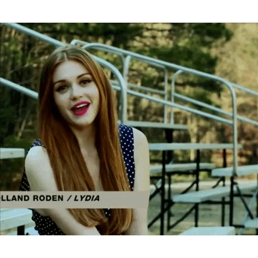 young woman, lydia martin, hallnd roden, hallnd roden 2021, michael fjordbek holland roden