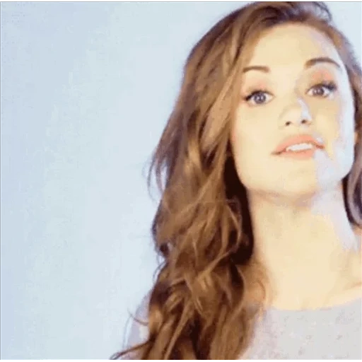 chica, holland rodin, serie wolf, la mujer es hermosa, lydia martin wolf