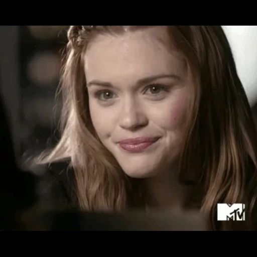 lydia, wolf, field of the film, lydia martin, hallnd roden