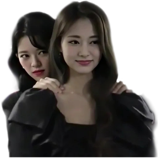 deux fois, tzuyu deux fois, deux fois nayeon, loona ptt peint la ville