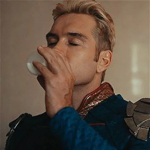 cara, humano, a série de meninos, leite de homelander, speed boys 2019 homelander