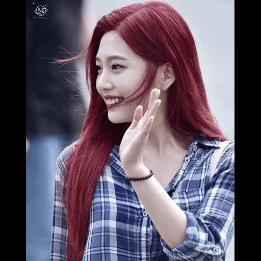 alegria, jovem, veludo vermelho, yeri red velvet, joy red velvet