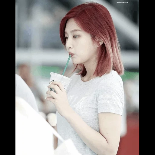 joey, warna merah, beludru merah, kanselji, joy red velvet short rambut