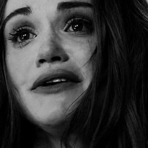 ciel, jeune femme, lydia martin, hallnd roden, lydia martin est triste