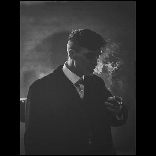 tommy shelby, thomas shelby, palha de sol afiada, cigarro thomas shelby, sombra afiada de thomas shelby