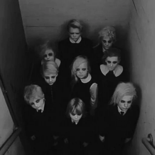 the dark, the room of fear, amerikanische horrorgeschichten, american horror tales hotel, american horror story haunted house season