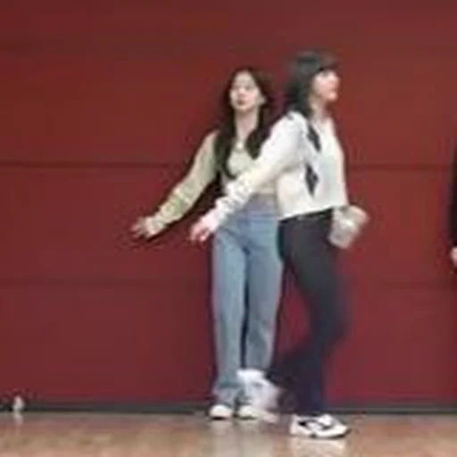 twice, asiatiques, techniques de pratique de la danse, twice truth dance practice, twice tzuyu dance practice