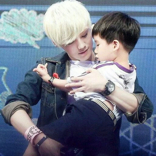 luhan, asiático, yoongi bts, tao eho por niños, niño de luhan