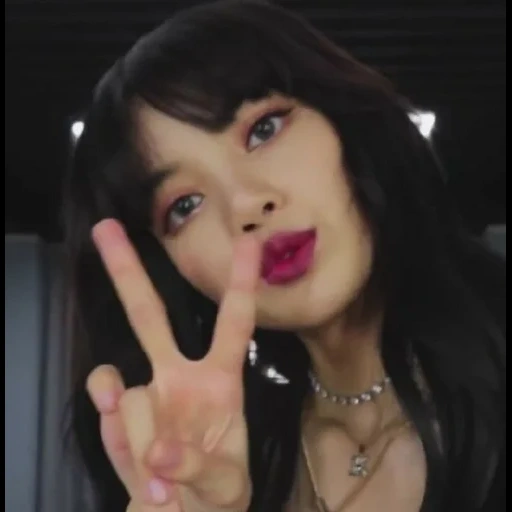 filles, poudre noire, blackpink lisa, téléphone avec caméra, asian girls