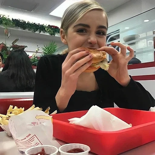 девушка, спеллман, марлон брандо, in-n-out burger, сабрина спеллман