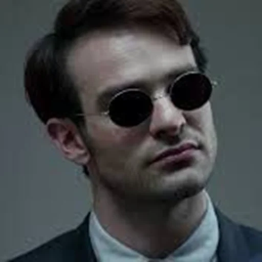 parker, murdock, charlie cox, un avventuriero