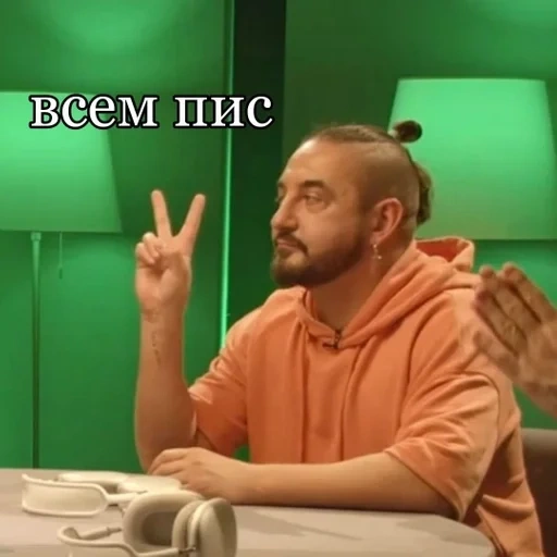 мужчина, скриншот, роман гутцайт, мужчина смешной, борис хлебников телеканал россия 1