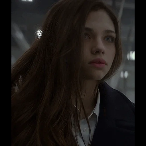 india eisley, eisley jugend in indien, dark mirror movie, dark mirror movie 2018, indischer eisley dark mirror