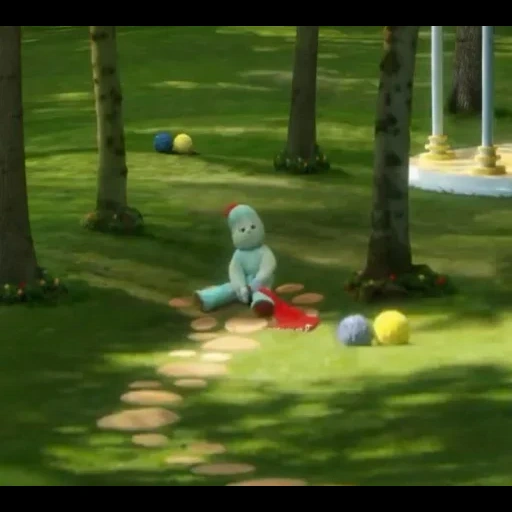 giardino, giardino notturno, giardino magico, igglepiggle cartoon, cartoon magic garden in the night garden