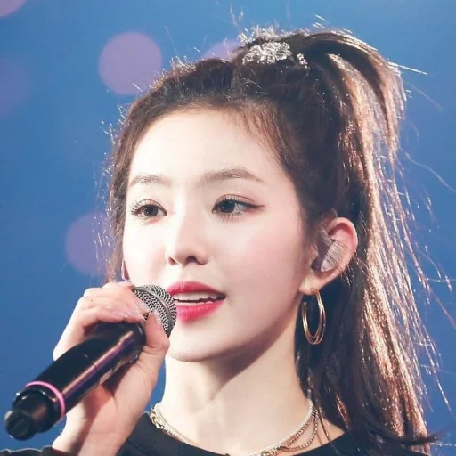 irene red velvet, кан сыльги, red velvet, вечеринка, красные оттенки волос