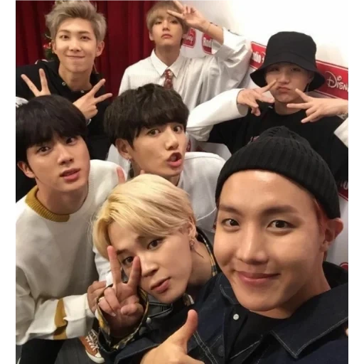 selfie bts, j hope bts, bts mambers, los muchachos bangtan, participantes de bts