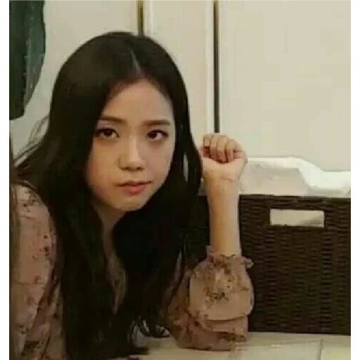 pó preto, modelo jin ji xiu, rose blackpink, jisoo blackpink, drama da filha do milionário