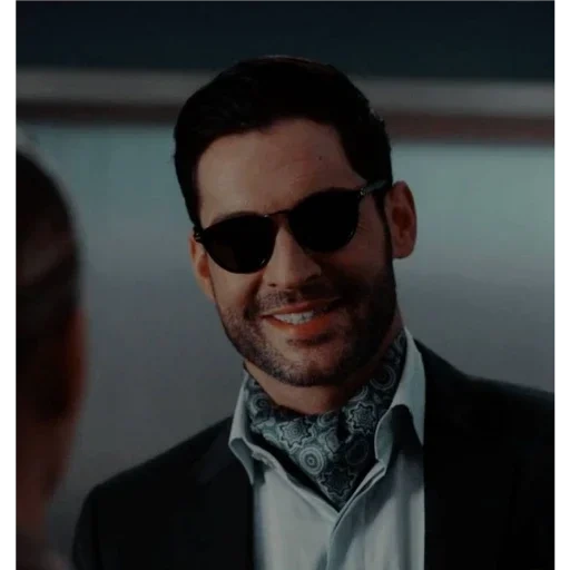 lucifer, tom ellis, versión móvil, tom ellis lucifer