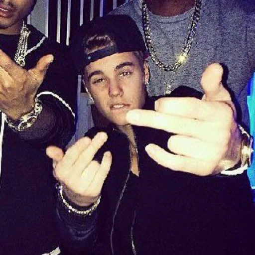 linguagem dos gestos, bizzle bieber, justin bieber, egor creed 2007, justin bieber 2014