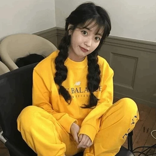 iu yellow, iu желтом, сон джи-ын, корейские актеры, корейская актриса