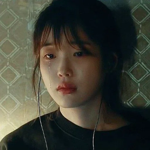 девушка, корейские актеры, заплаканное лицо, iu плачет дорама, актрисы корейские
