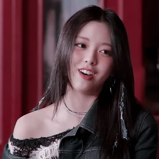 asiático, itzy yuna, ídolos da garota, atores coreanos, sovon gfried scandal