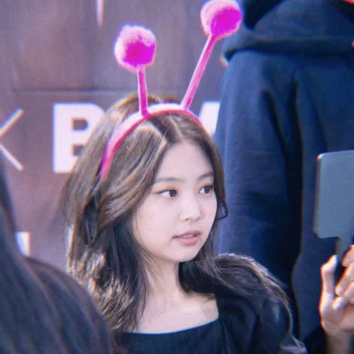 hitam pink, jenny kim, dua kali tzuyu, blackpink jennie, jennie kim blackpink