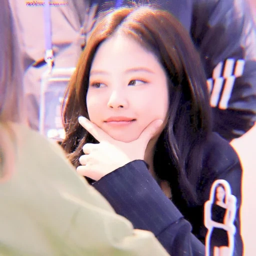 hitam pink, jenny kim, pipi jenny, blackpink jennie, jennie merah muda hitam