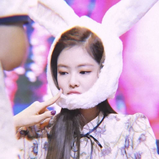 mulan, jennie, hitam pink, jenny kim, blackpink jennie