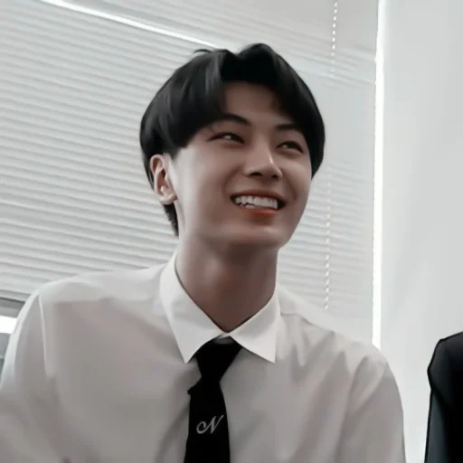 asian, young man, pentagon, jay pak, li zaiwu school uniform