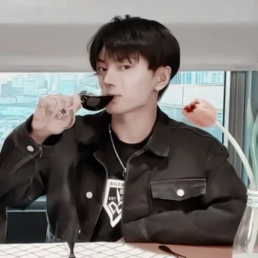 people, tai heng jin, korean actor, handsome boy, kim tae-hyung vlive drink fanta