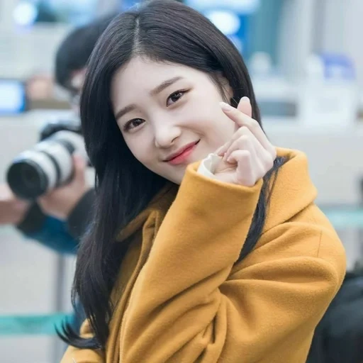 drama, suzy bae 2017, asian girls, everglow sihyeon 2020, belle asiatique fille