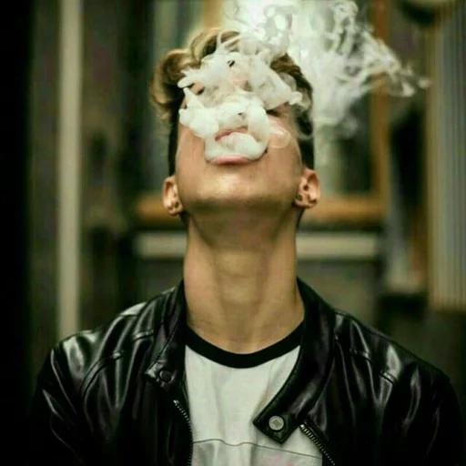 tipo, humano, mujer joven, el chico es humo, chico adam apple