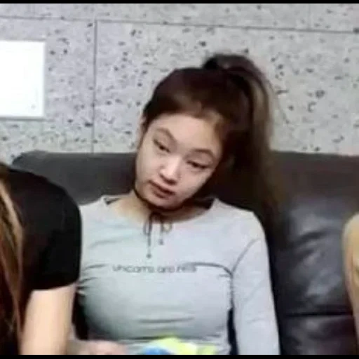 jennie, rosa negro, blackpink jennie, jenny está llorando blackpink, blackpink de importantes negociaciones