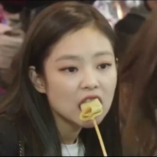 cheeks de jenny, jennie blackpink, jennie kim blackpink, kim jennie funny faces