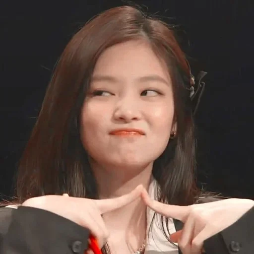 jennie, kim jennie, jenny kim, jennie blackpink, kim jennie index finger