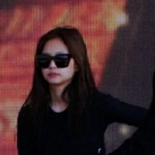 jennie, kim jennie, jenny kim, jennie blackpink, kim jenny avec des lunettes