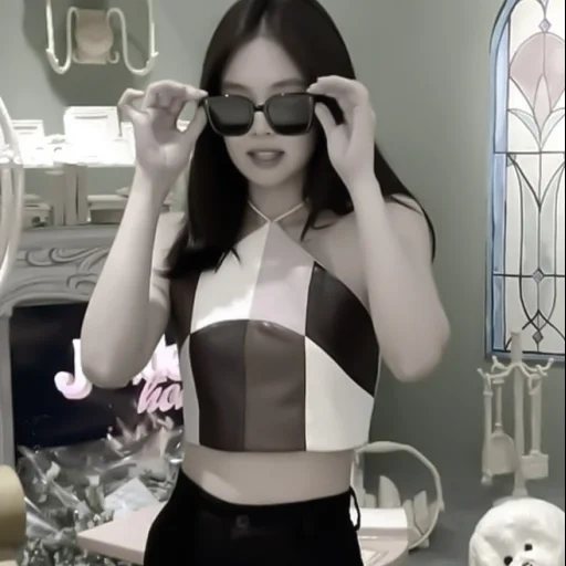 they hired it, girl, jenny king, blackpink jennie, blackpink jenny body 2020