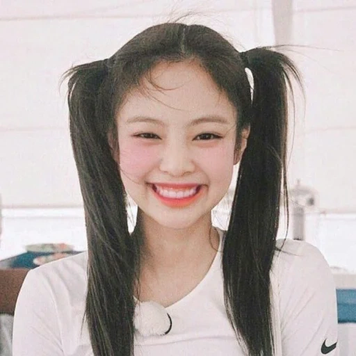 jennie, jenny kim, schwarzrosa, jennie blackpink, blackpink jennys schwänze