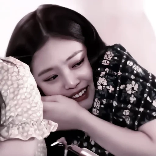 jennie, kim jennie, schwarzrosa, jennie lisa, jennie jisoo