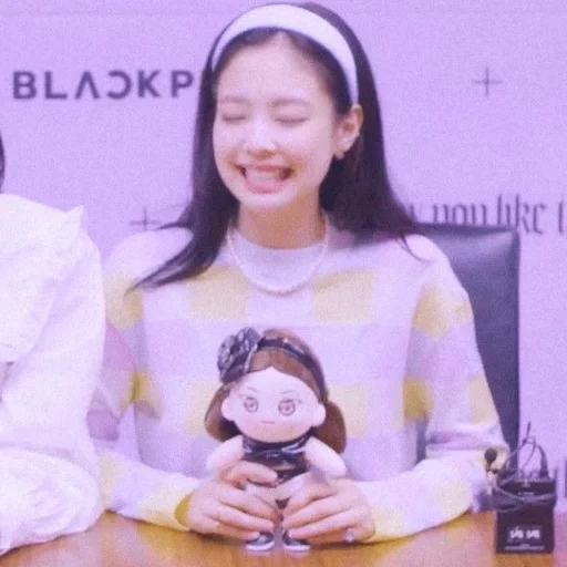 ким джису, корейская мода, blackpink jisoo, blackpink jennie, jennie kim blackpink