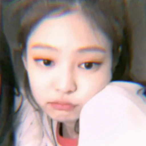 kim jisu, hitam pink, jenny kim, kim jennie, blackpink jennie