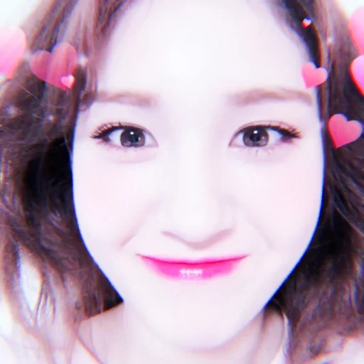 asiatico, umano, momoland, jeon somi, nancy momoland